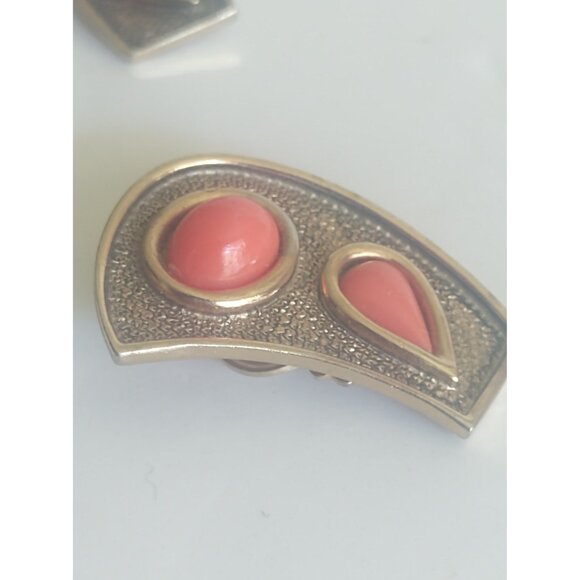 Vintage Dafri Canada Clip on earrings 1940-1950 - Picture 4 of 9